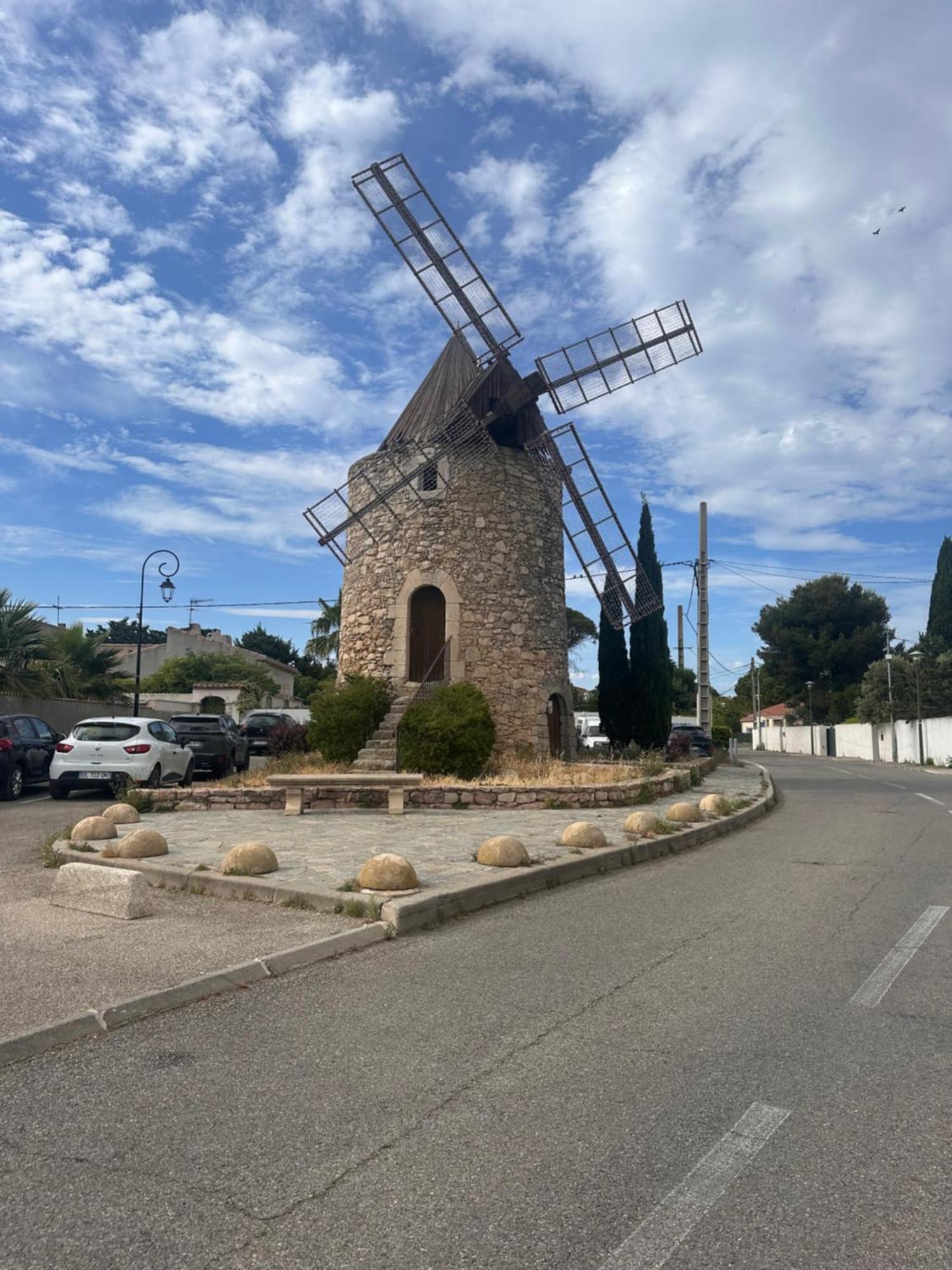 Maison T3 Dans Un Village Calme Saint-Mitre-les-Remparts Extérieur photo